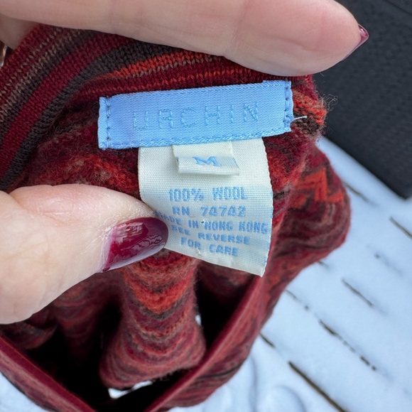 Urchin Women’s Sweater - Picture 6 of 7